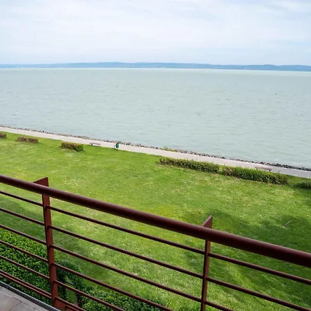 公寓 Panorama-balaton 希欧福克